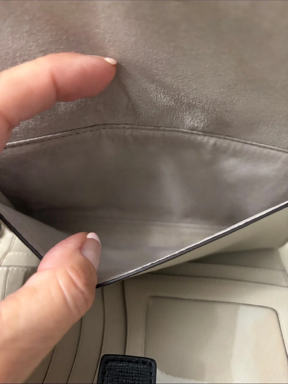 kate spade Two-Tone Black and Cream Wristlet Wallet